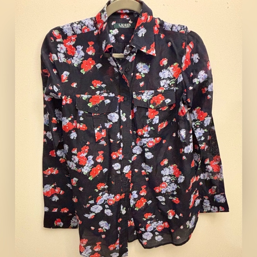 Ralph Lauren Silk Blend Floral Blouse - Like New - Size S - Picture 2 of 4